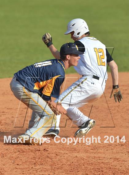 Thumbnail 2 in Chapel Hill vs. Northern (Hilltop Invitational) photogallery.