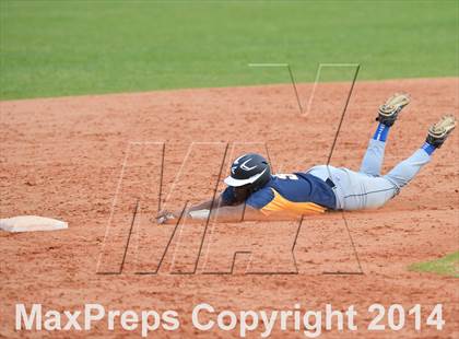 Thumbnail 3 in Chapel Hill vs. Northern (Hilltop Invitational) photogallery.