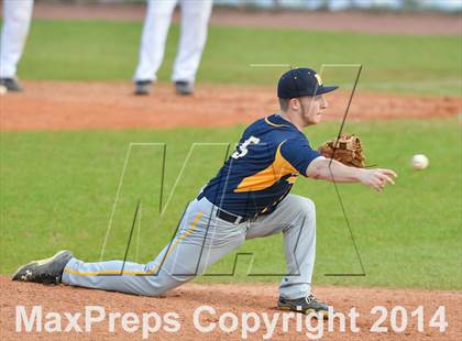 Thumbnail 2 in Chapel Hill vs. Northern (Hilltop Invitational) photogallery.