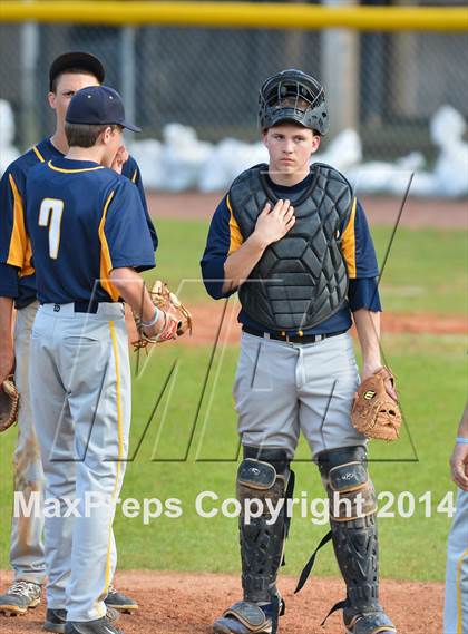 Thumbnail 3 in Chapel Hill vs. Northern (Hilltop Invitational) photogallery.