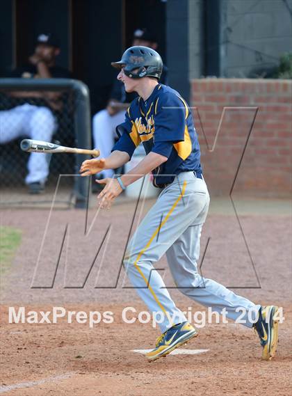 Thumbnail 2 in Chapel Hill vs. Northern (Hilltop Invitational) photogallery.