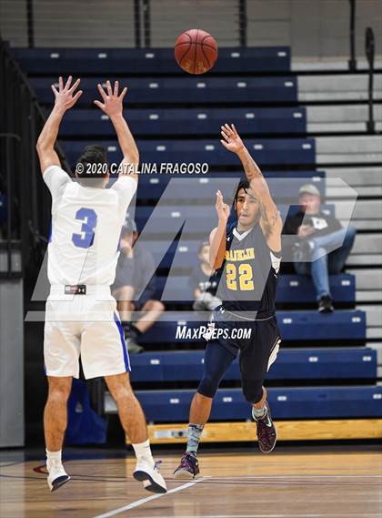 Thumbnail 1 in Holmdel vs. Franklin (Shore Classic Showcase) photogallery.
