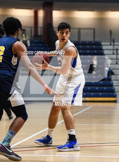 Thumbnail 1 in Holmdel vs. Franklin (Shore Classic Showcase) photogallery.