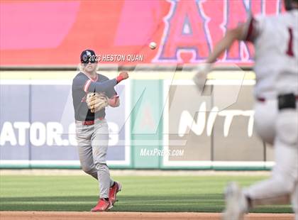 Thumbnail 3 in Esperanza vs. Los Alamitos (Halo Classic) photogallery.