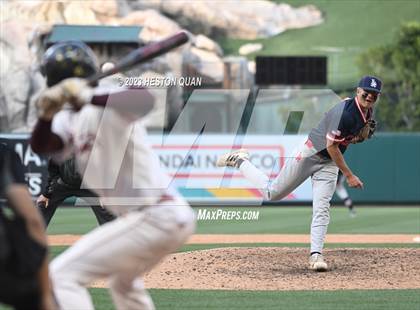 Thumbnail 2 in Esperanza vs. Los Alamitos (Halo Classic) photogallery.