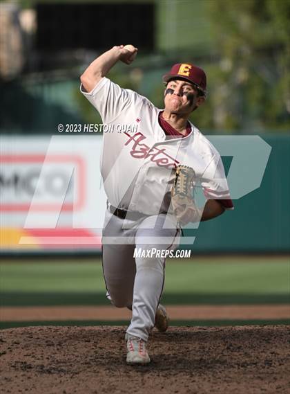 Thumbnail 2 in Esperanza vs. Los Alamitos (Halo Classic) photogallery.