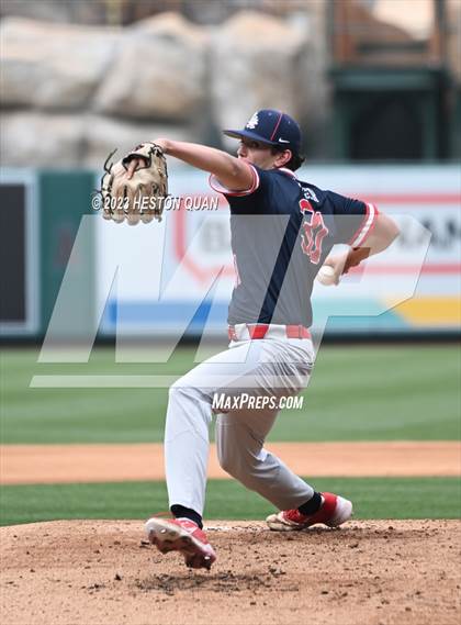 Thumbnail 3 in Esperanza vs. Los Alamitos (Halo Classic) photogallery.