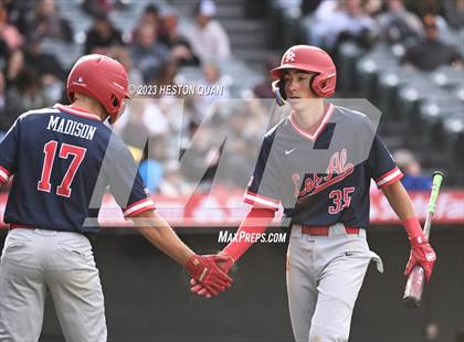 Thumbnail 2 in Esperanza vs. Los Alamitos (Halo Classic) photogallery.