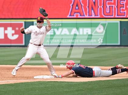 Thumbnail 3 in Esperanza vs. Los Alamitos (Halo Classic) photogallery.