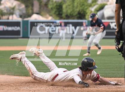 Thumbnail 3 in Esperanza vs. Los Alamitos (Halo Classic) photogallery.