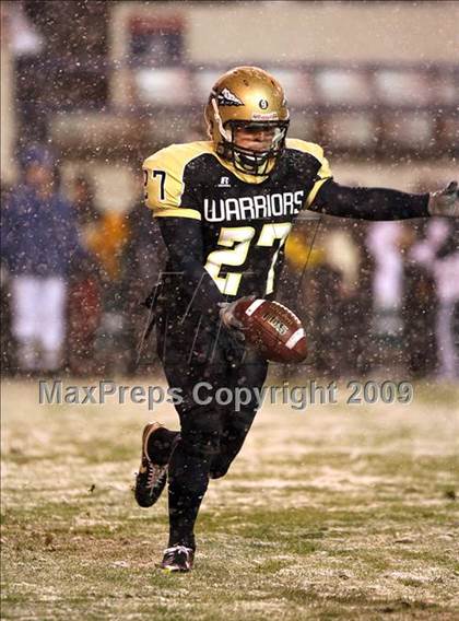 Thumbnail 2 in Oak Grove vs. South Panola (MHSAA Class 6A Final) photogallery.