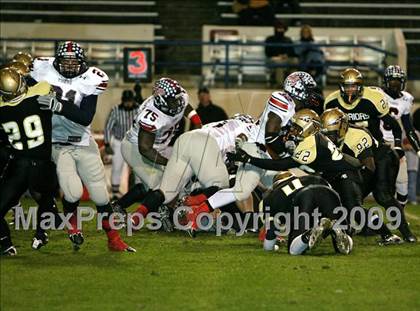 Thumbnail 2 in Oak Grove vs. South Panola (MHSAA Class 6A Final) photogallery.