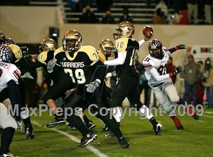 Thumbnail 3 in Oak Grove vs. South Panola (MHSAA Class 6A Final) photogallery.