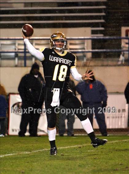 Thumbnail 3 in Oak Grove vs. South Panola (MHSAA Class 6A Final) photogallery.