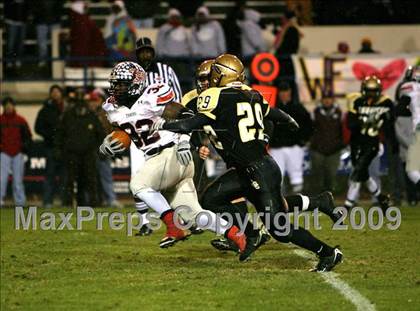 Thumbnail 1 in Oak Grove vs. South Panola (MHSAA Class 6A Final) photogallery.