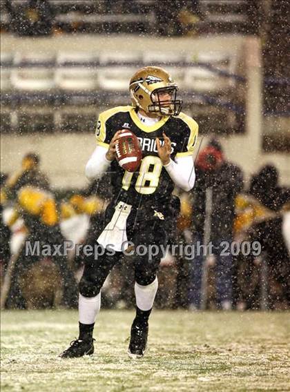 Thumbnail 2 in Oak Grove vs. South Panola (MHSAA Class 6A Final) photogallery.