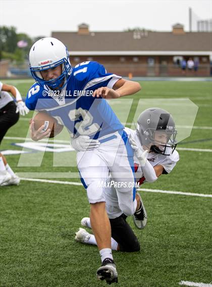 Thumbnail 2 in Brookfield Central vs. Pewaukee photogallery.
