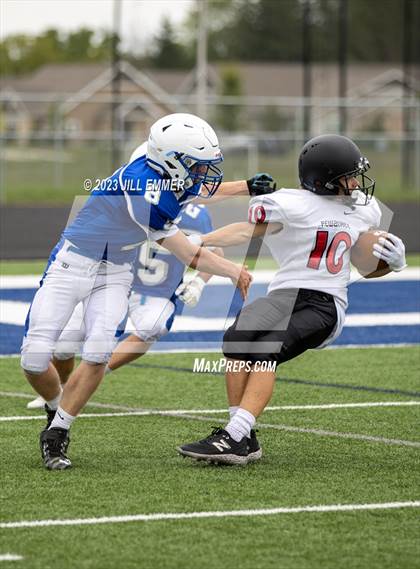 Thumbnail 3 in Brookfield Central vs. Pewaukee photogallery.