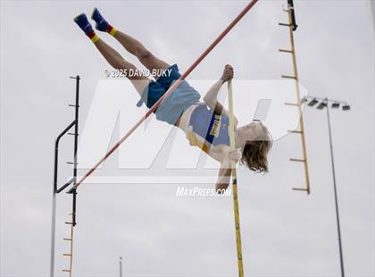 Thumbnail 2 in Gainesville Cardinal Classic photogallery.