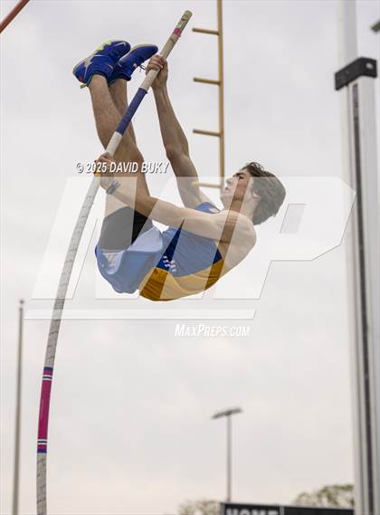 Thumbnail 3 in Gainesville Cardinal Classic photogallery.