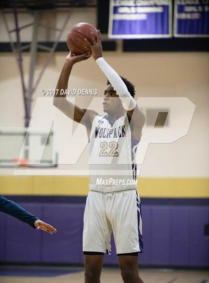 Thumbnail 2 in Redwood vs. Ridgeview (CIF CS D2 Semifinals) photogallery.