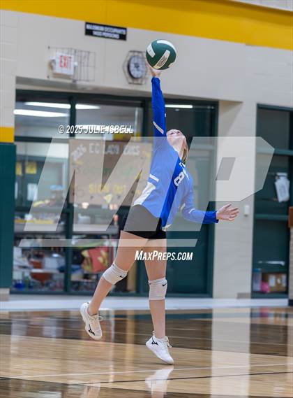 Thumbnail 1 in FR: Buna @ East Chambers photogallery.