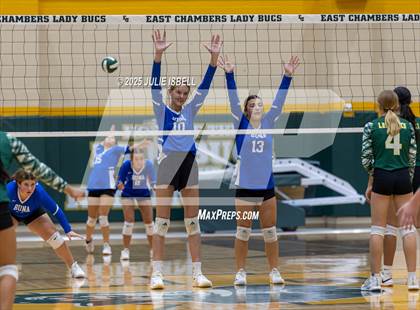 Thumbnail 2 in FR: Buna @ East Chambers photogallery.