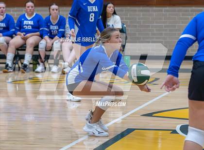 Thumbnail 3 in FR: Buna @ East Chambers photogallery.