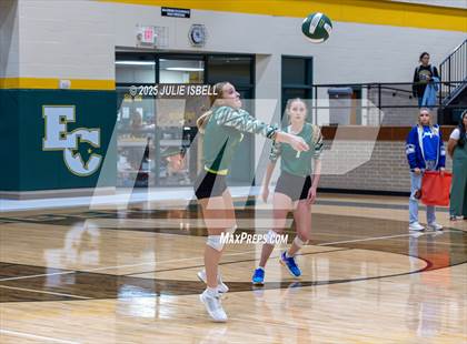 Thumbnail 3 in FR: Buna @ East Chambers photogallery.