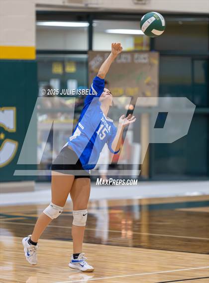 Thumbnail 2 in FR: Buna @ East Chambers photogallery.