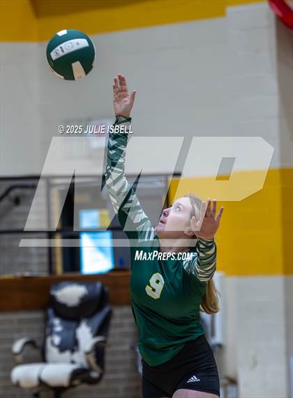 Thumbnail 3 in FR: Buna @ East Chambers photogallery.