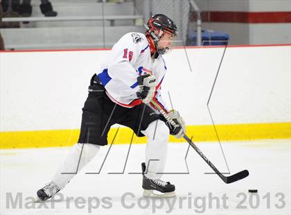 Thumbnail 3 in Ossining vs. Somers/North Salem (Icebreaker Tournament) photogallery.