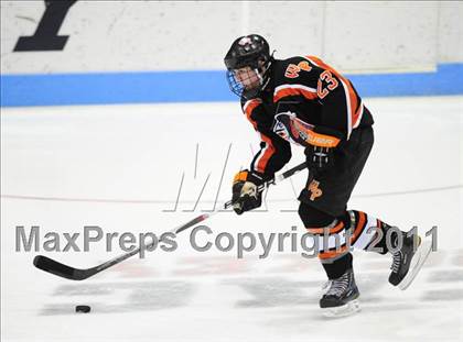 Thumbnail 2 in Watertown/Pomperaug vs. Staples/Weston/Shelton (CIAC Division 3 Final) photogallery.