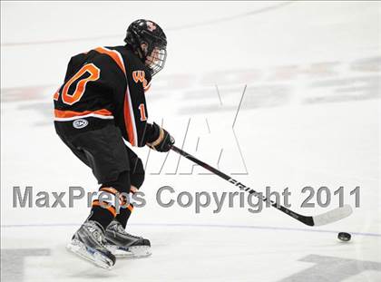 Thumbnail 2 in Watertown/Pomperaug vs. Staples/Weston/Shelton (CIAC Division 3 Final) photogallery.