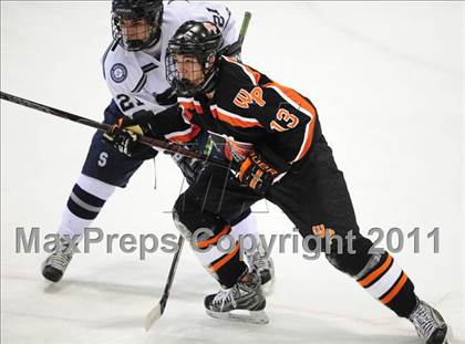Thumbnail 2 in Watertown/Pomperaug vs. Staples/Weston/Shelton (CIAC Division 3 Final) photogallery.