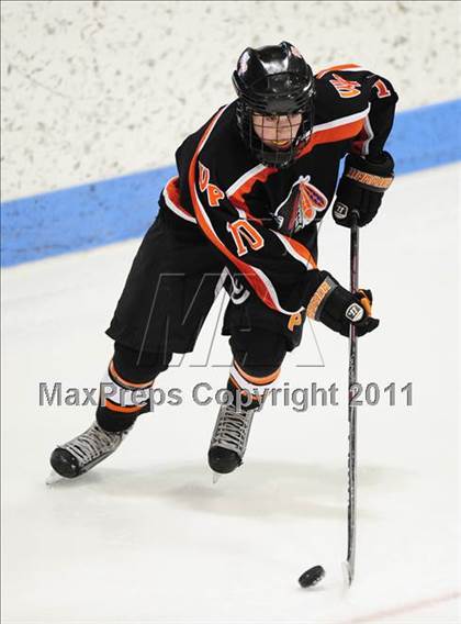 Thumbnail 3 in Watertown/Pomperaug vs. Staples/Weston/Shelton (CIAC Division 3 Final) photogallery.