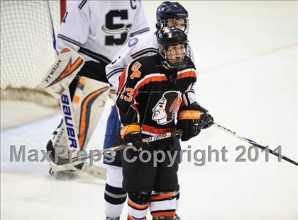 Thumbnail 2 in Watertown/Pomperaug vs. Staples/Weston/Shelton (CIAC Division 3 Final) photogallery.
