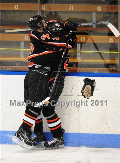 Thumbnail 3 in Watertown/Pomperaug vs. Staples/Weston/Shelton (CIAC Division 3 Final) photogallery.