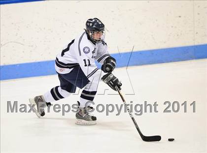 Thumbnail 2 in Watertown/Pomperaug vs. Staples/Weston/Shelton (CIAC Division 3 Final) photogallery.