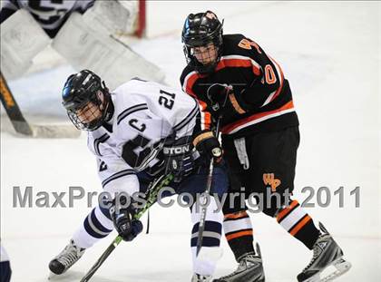 Thumbnail 1 in Watertown/Pomperaug vs. Staples/Weston/Shelton (CIAC Division 3 Final) photogallery.
