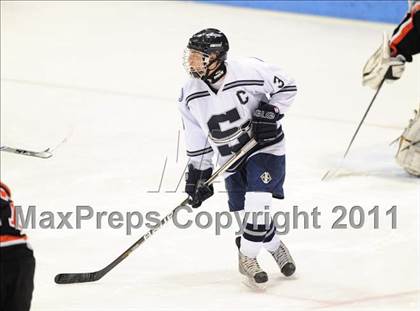 Thumbnail 3 in Watertown/Pomperaug vs. Staples/Weston/Shelton (CIAC Division 3 Final) photogallery.