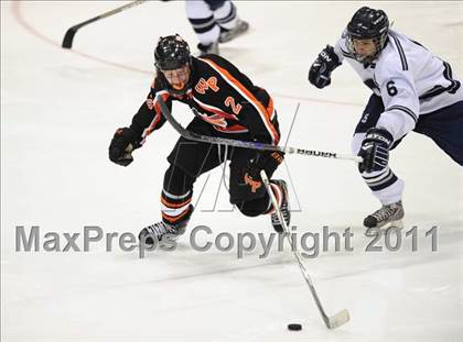 Thumbnail 1 in Watertown/Pomperaug vs. Staples/Weston/Shelton (CIAC Division 3 Final) photogallery.