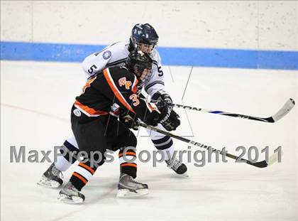 Thumbnail 2 in Watertown/Pomperaug vs. Staples/Weston/Shelton (CIAC Division 3 Final) photogallery.