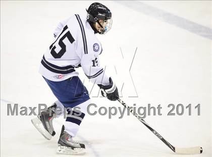 Thumbnail 1 in Watertown/Pomperaug vs. Staples/Weston/Shelton (CIAC Division 3 Final) photogallery.
