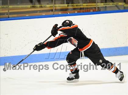 Thumbnail 1 in Watertown/Pomperaug vs. Staples/Weston/Shelton (CIAC Division 3 Final) photogallery.