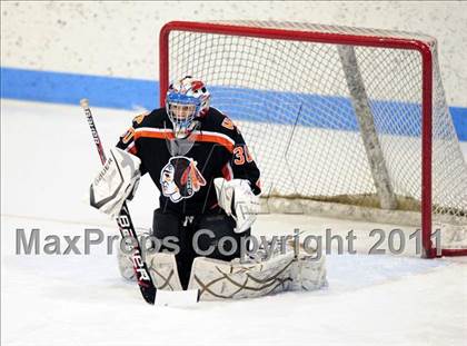 Thumbnail 1 in Watertown/Pomperaug vs. Staples/Weston/Shelton (CIAC Division 3 Final) photogallery.