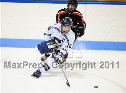 Thumbnail 2 in Watertown/Pomperaug vs. Staples/Weston/Shelton (CIAC Division 3 Final) photogallery.
