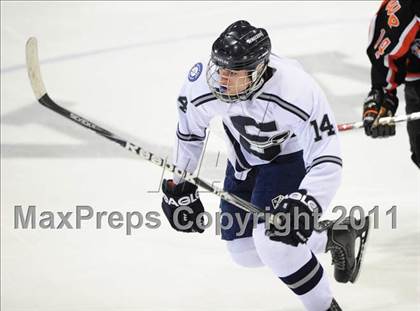 Thumbnail 2 in Watertown/Pomperaug vs. Staples/Weston/Shelton (CIAC Division 3 Final) photogallery.
