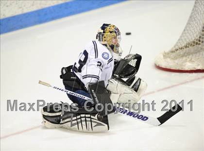 Thumbnail 2 in Watertown/Pomperaug vs. Staples/Weston/Shelton (CIAC Division 3 Final) photogallery.