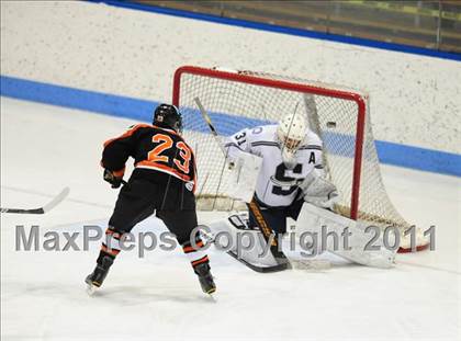 Thumbnail 1 in Watertown/Pomperaug vs. Staples/Weston/Shelton (CIAC Division 3 Final) photogallery.
